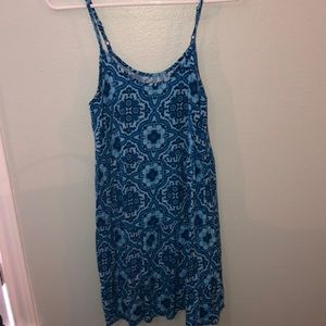 Short blue dress
